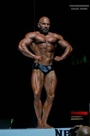 CLASSIC PHYSIQUE 178